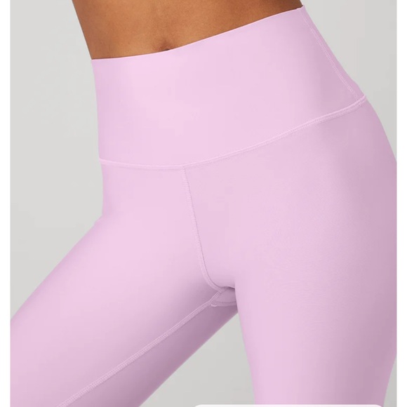 Alo high-waisted airlift legging size xsmall
Worn once! - Picture 4 of 4